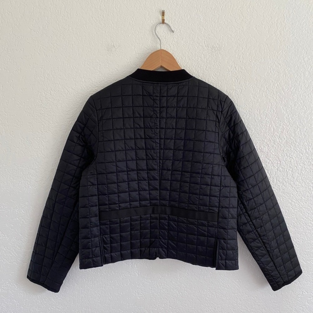 Athleta Recycled Grandview Shortie Quilted Bomber Jacket Black Size S NWT - Picture 3 of 10